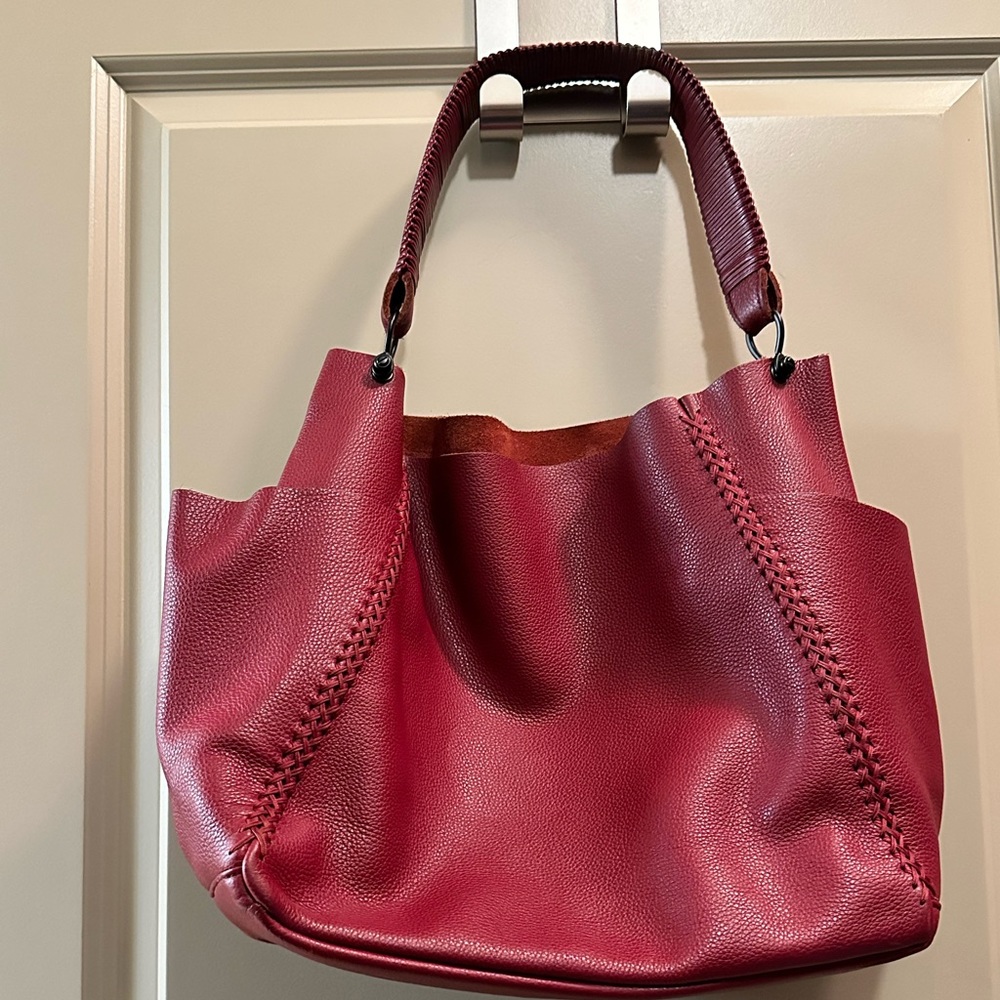 Callista Shoulder Bag